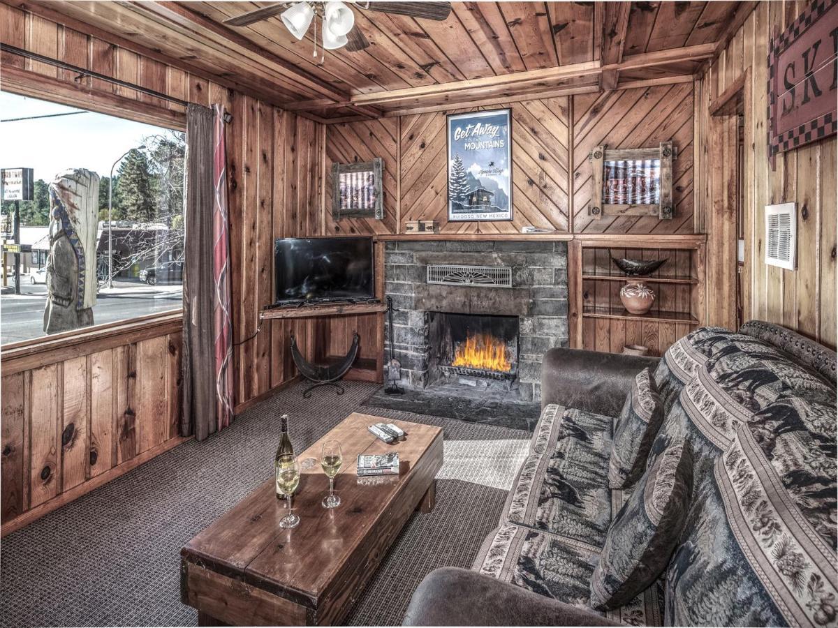 Country Cabin, 2 Bedrooms, Fireplace, Midtown, Sleeps 6 Ruidoso Exterior photo