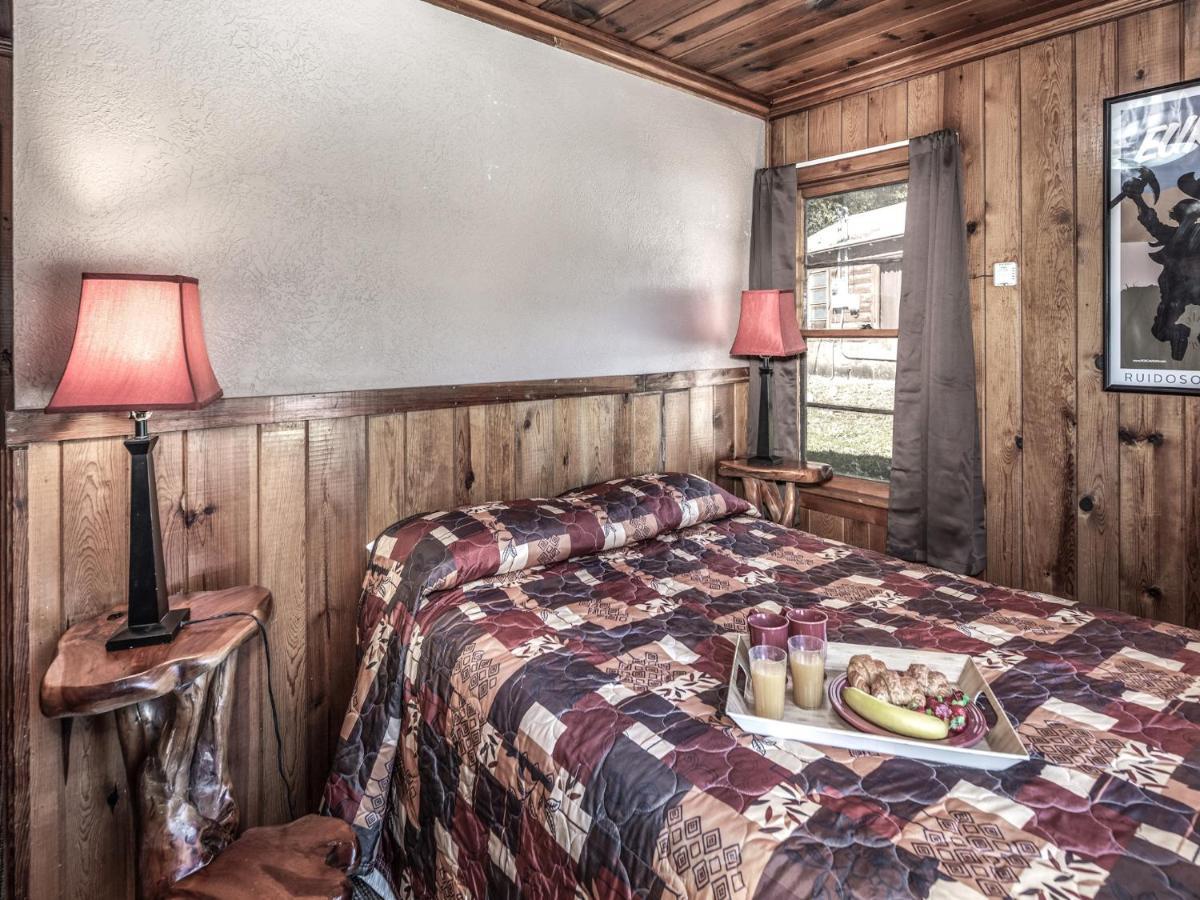 Country Cabin, 2 Bedrooms, Fireplace, Midtown, Sleeps 6 Ruidoso Exterior photo